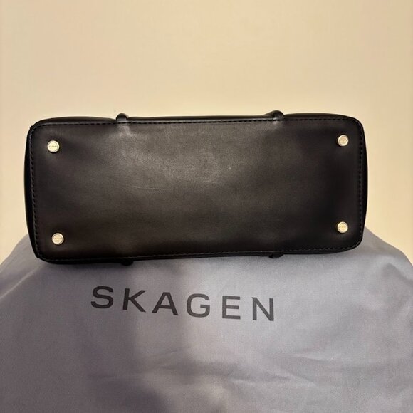 NEW SKAGEN Black Color Leather Handbag and Dust Bag - Picture 6 of 16